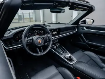 992 Targa 4S   1. Hand   Lift   18-Weg   360