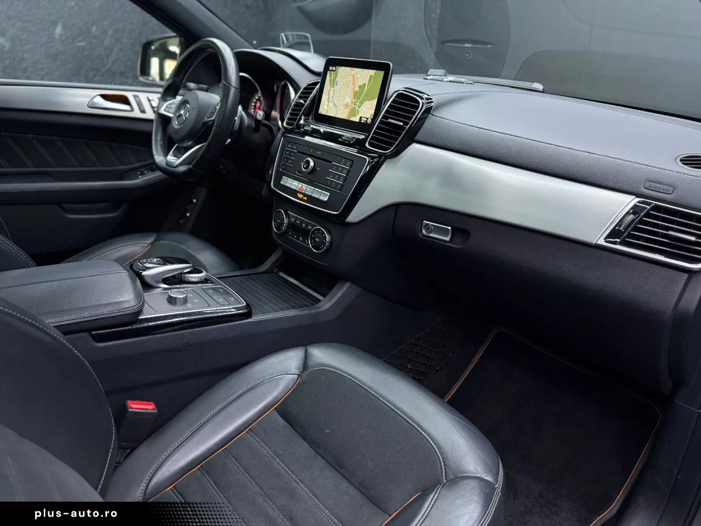 GLE 350D AMG COUPE PANO 360 AHK MEMORY HUD HK