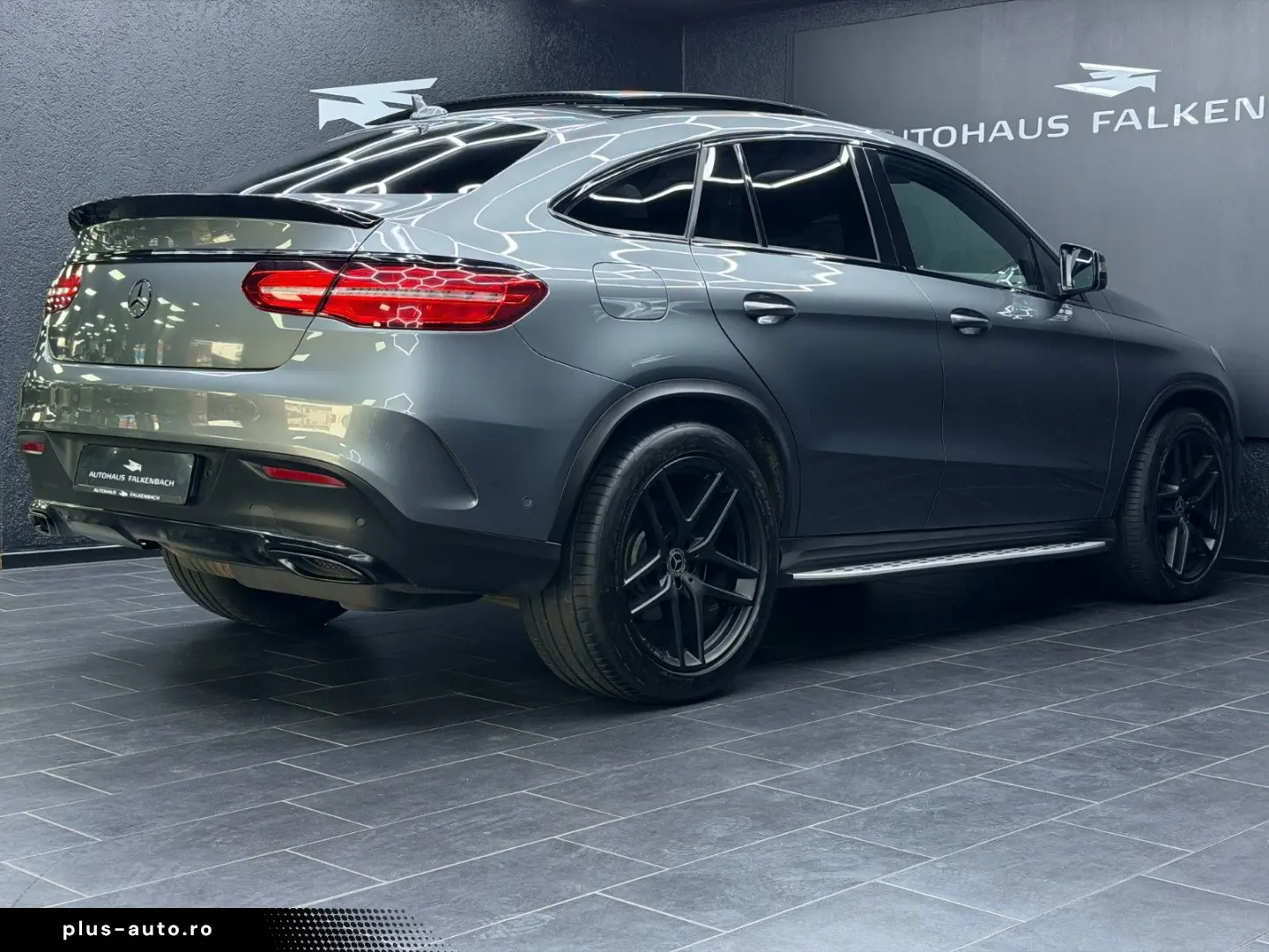 GLE 350D AMG COUPE PANO 360 AHK MEMORY HUD HK