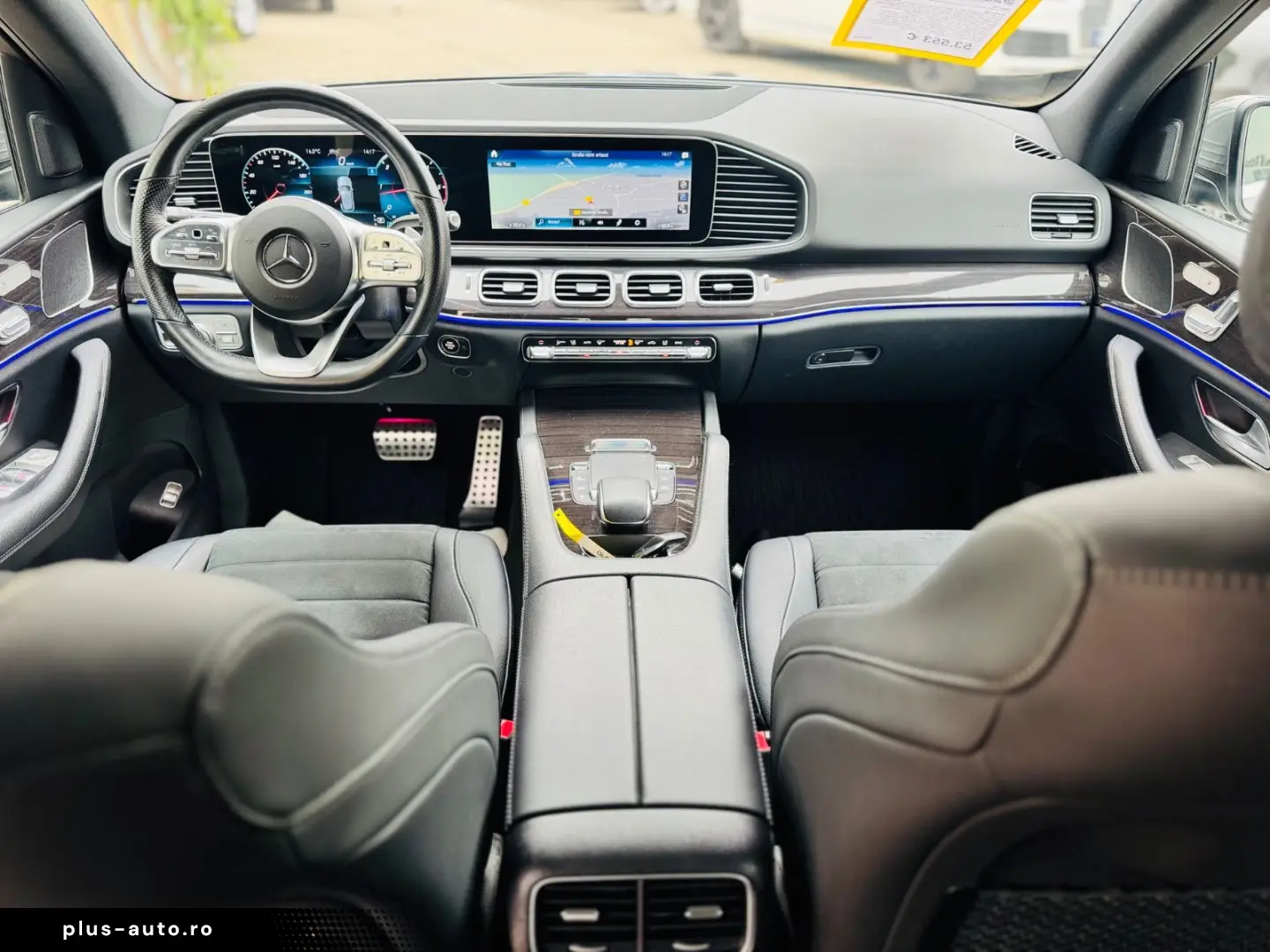 GLE 350 d 4Matic AHK Pano AMG Line Interieur