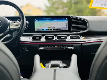 GLE 350 d 4Matic AHK Pano AMG Line Interieur