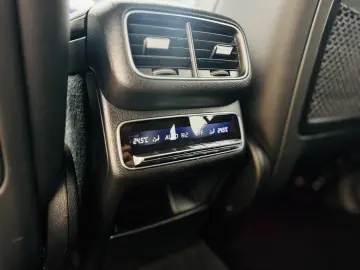 GLE 350 d 4Matic AHK Pano AMG Line Interieur