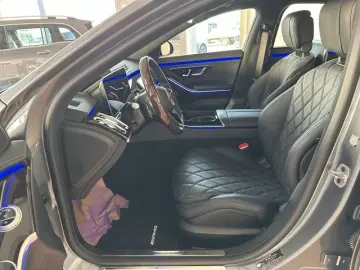 S 580 4M AMG PANORAMA 360  DISTRONIC HEAD-UP