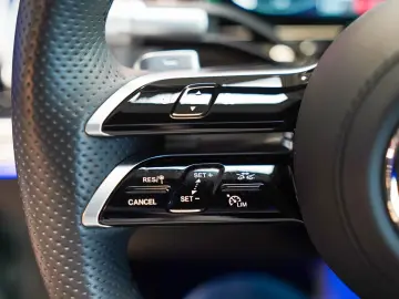 S 580 4M AMG Line Exklusiv Burmester 4D E-ACTIVE