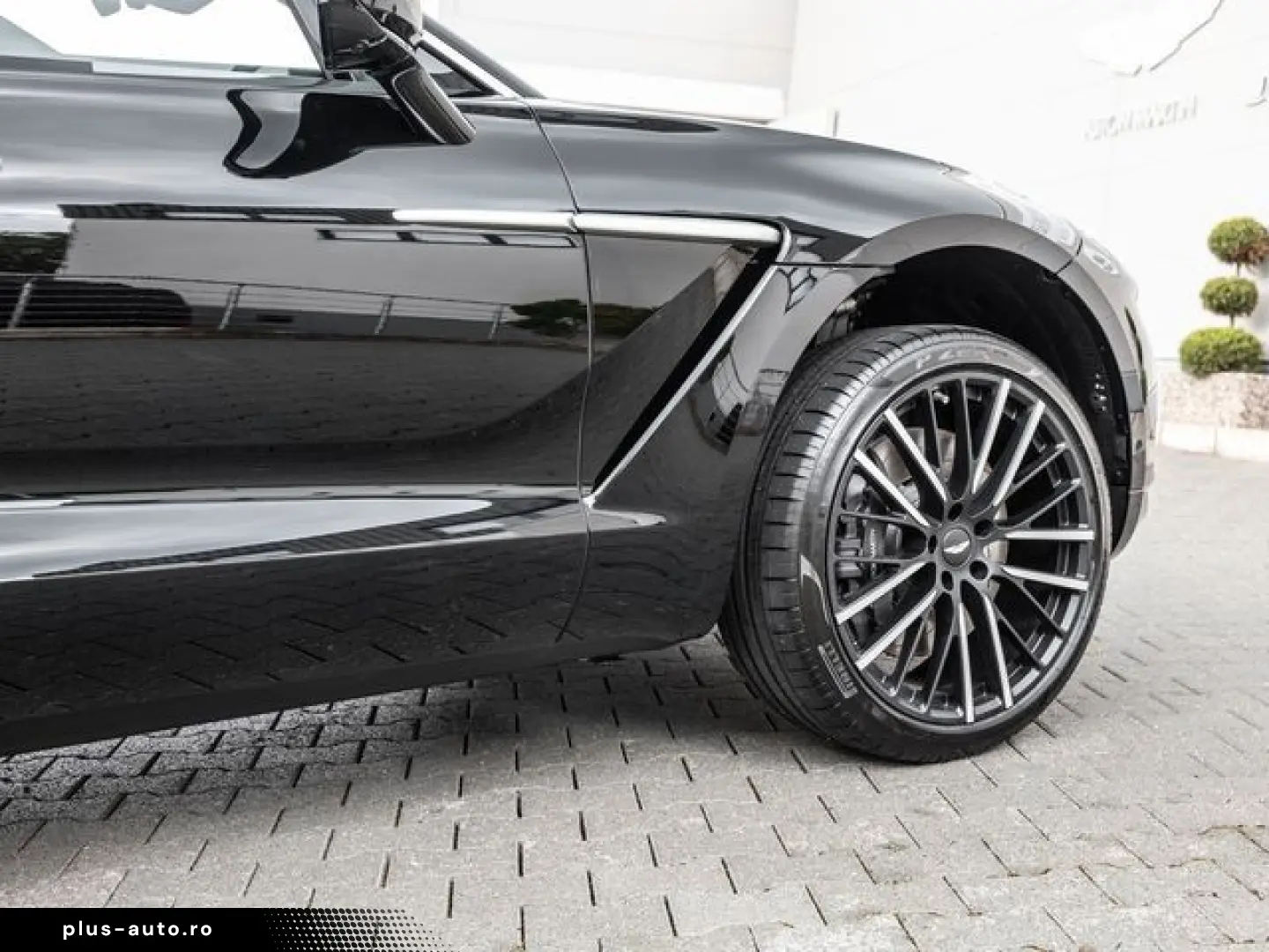 DBX Jet Black Onyx Black