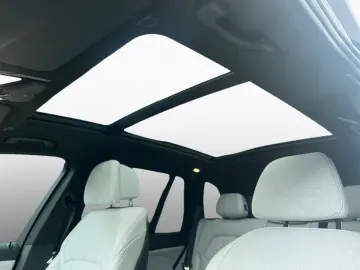 X5 xDrive40i M Sport StHz Pano AHK Iconic SoftCl