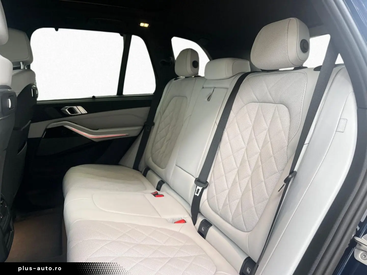 X5 xDrive40i M Sport StHz Pano AHK Iconic SoftCl