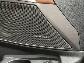 M3 Competition M xDrive Limousine NAVI LED RFK H