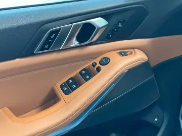 X5 xDrive45e Navi Leder LED HUD PDC 1.Hand