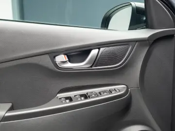 Hyundai KONA 204 CP 64.8 kWh Highway