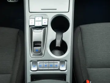 Hyundai KONA 204 CP 64.8 kWh Highway