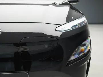 Hyundai KONA 204 CP 64.8 kWh Highway