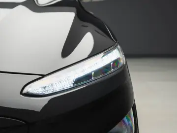 Hyundai KONA 204 CP 64.8 kWh Highway