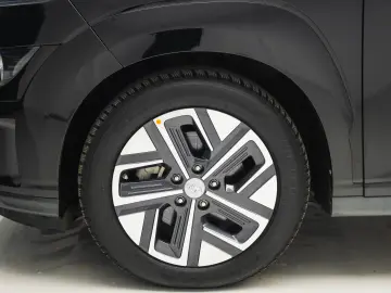 Hyundai KONA 204 CP 64.8 kWh Highway
