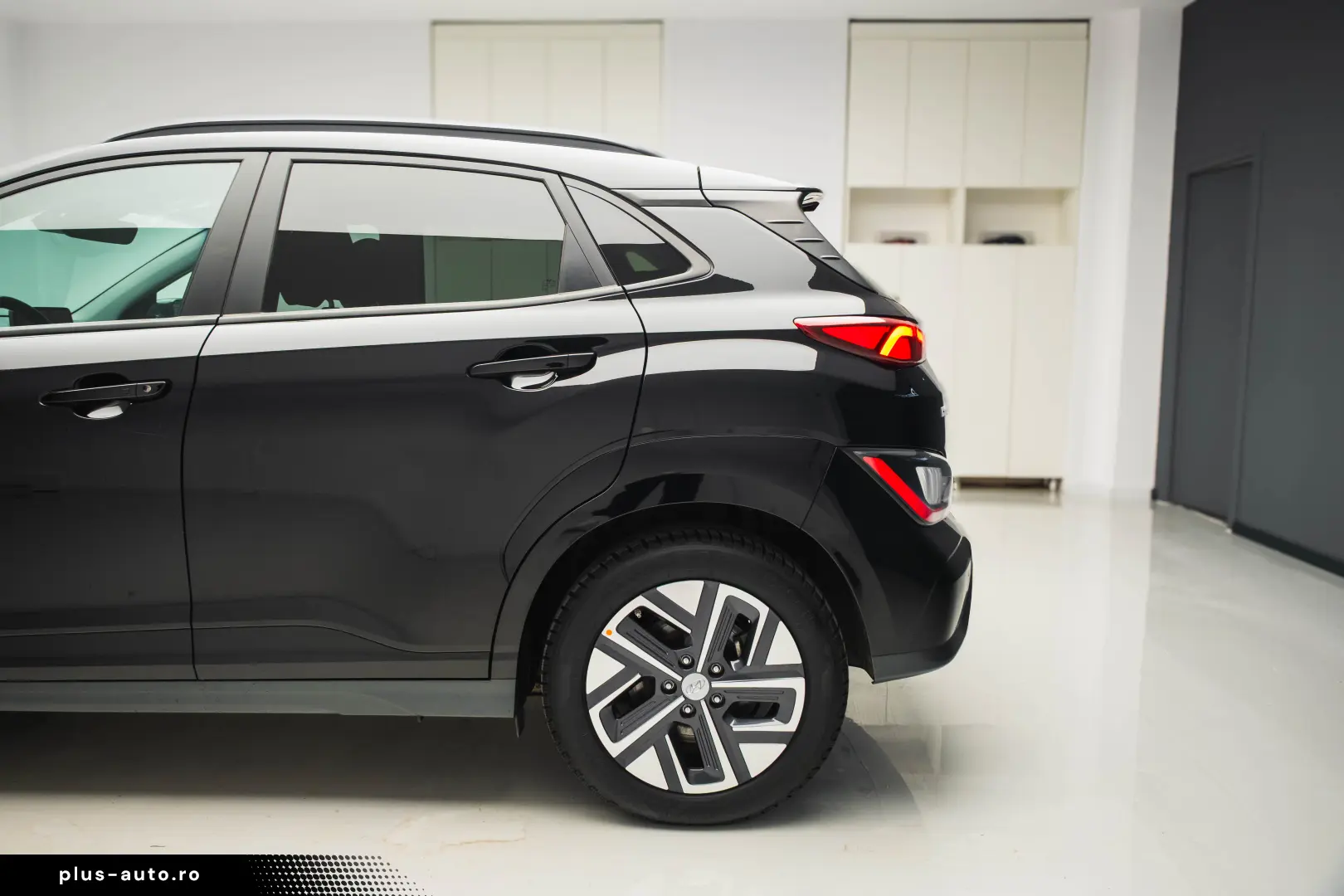 Hyundai KONA 204 CP 64.8 kWh Highway