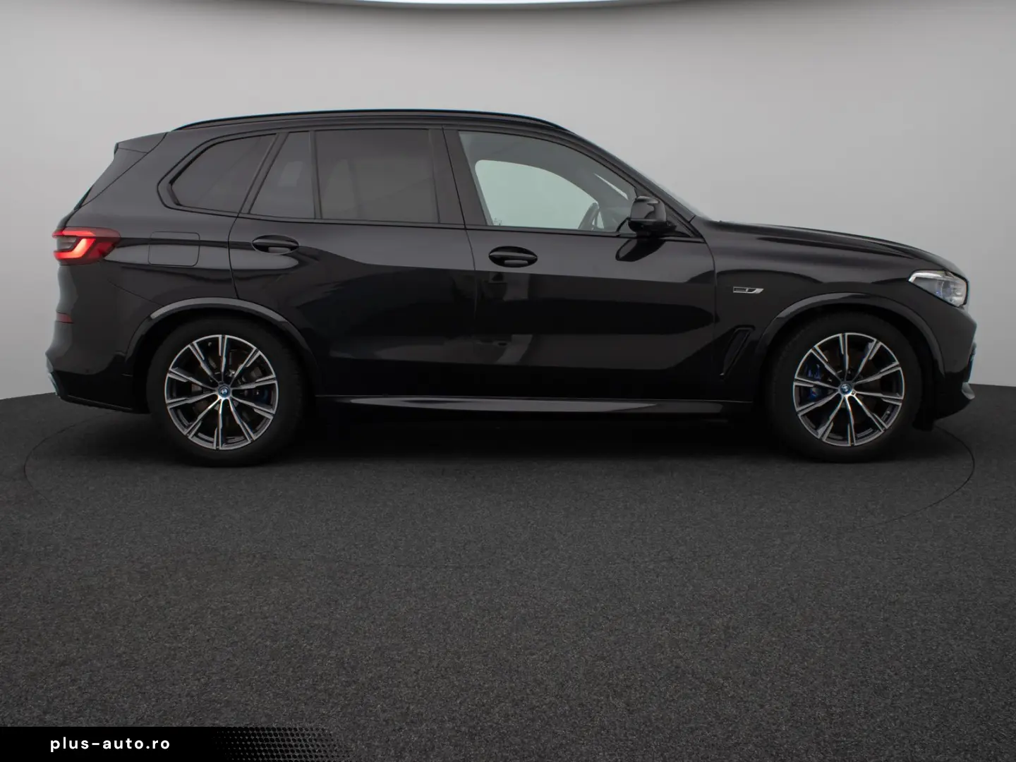 X5 xD45e M Sport Panorama Laser 360 HUD DAB B&W