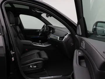 X5 xD45e M Sport Panorama Laser 360 HUD DAB B&W