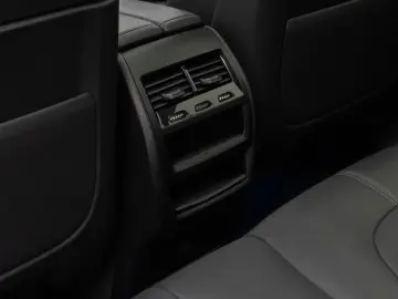 X5 xD45e M Sport Panorama Laser 360 HUD DAB B&W