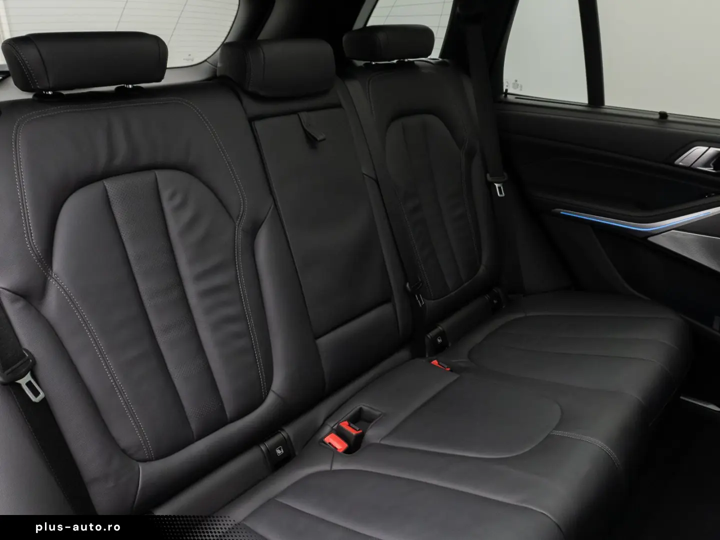 X5 xD45e M Sport Panorama Laser 360 HUD DAB B&W