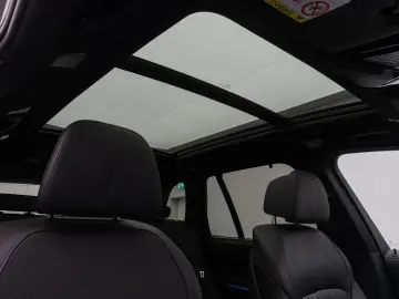X5 xD45e M Sport Panorama Laser 360 HUD DAB B&W
