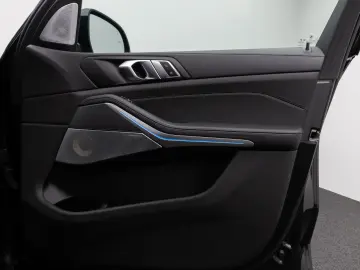 X5 xD45e M Sport Panorama Laser 360 HUD DAB B&W