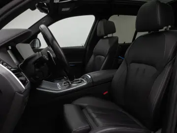 X5 xD45e M Sport Panorama Laser 360 HUD DAB B&W