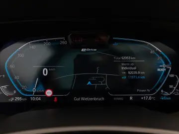 X5 xD45e M Sport Panorama Laser 360 HUD DAB B&W