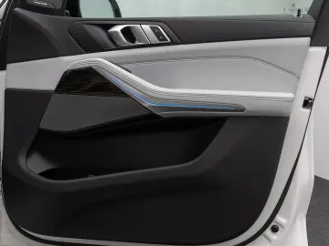 X5 xD50e M Sport Panorama 360 HUD DAB H K SoftCL