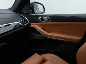 X5 xD45e M Sport Panorama Laser Kamera DAB H K