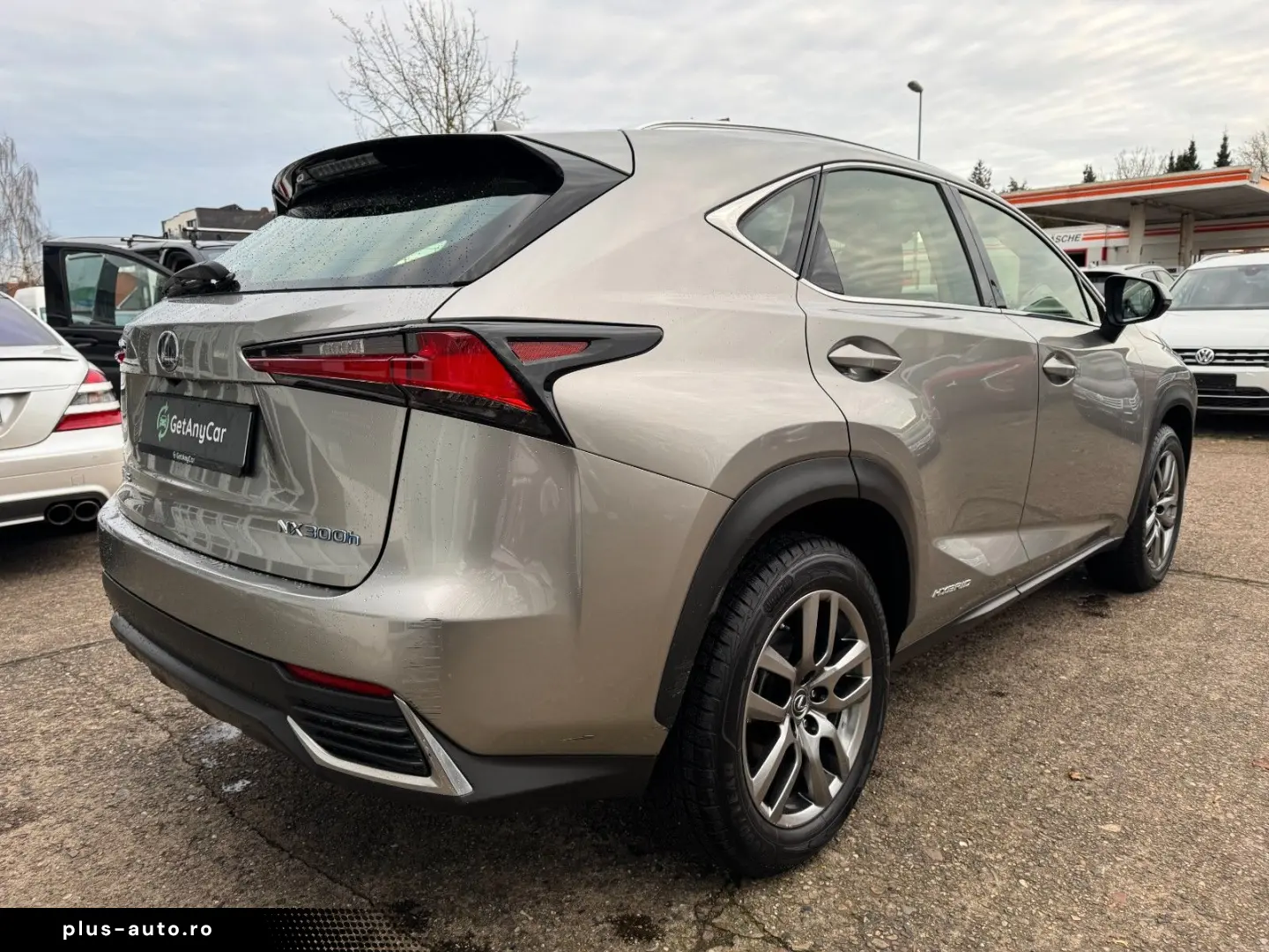 NX 300 h E-Four Business LED Kam Navi Keyless