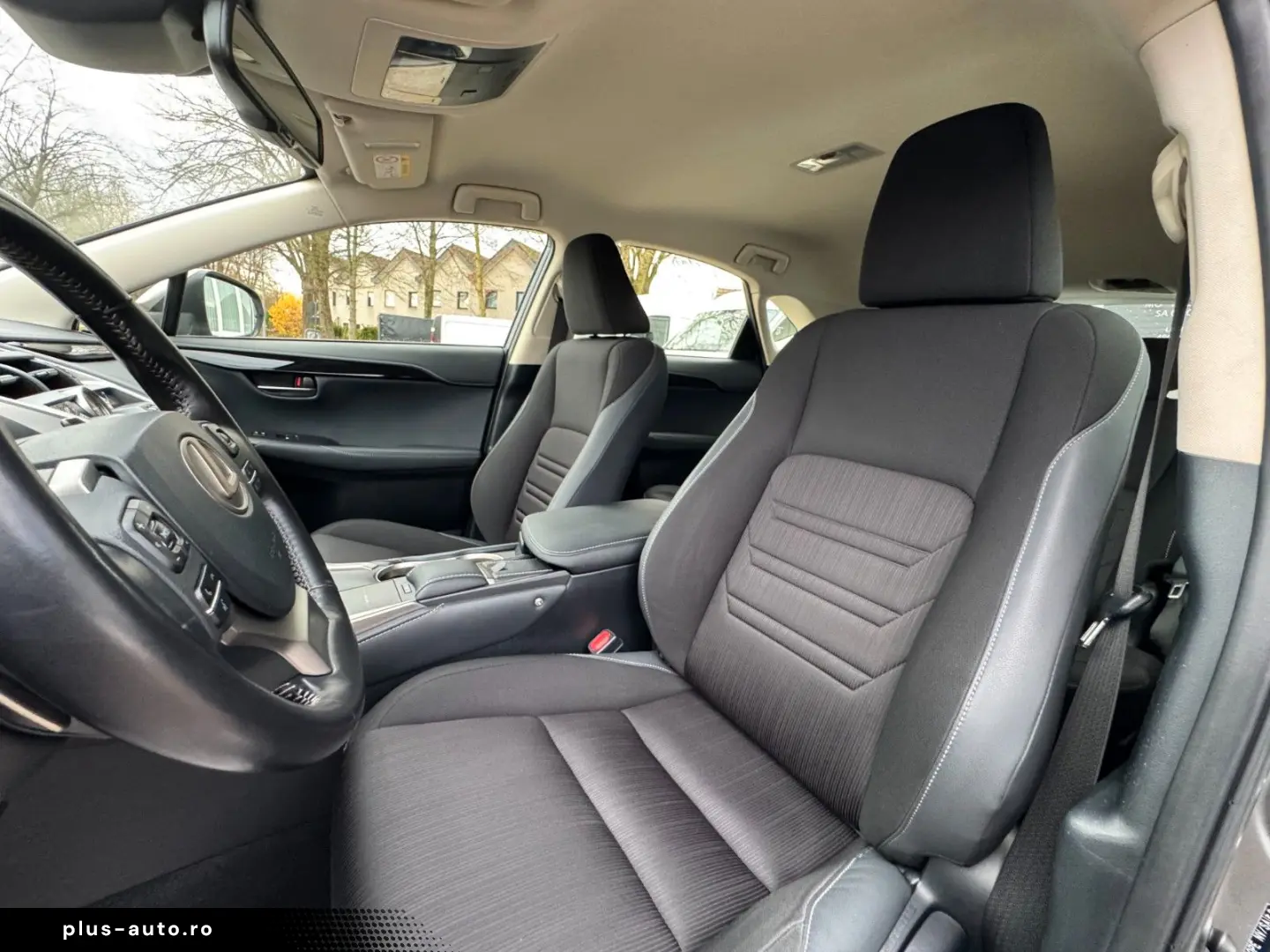 NX 300 h E-Four Business LED Kam Navi Keyless