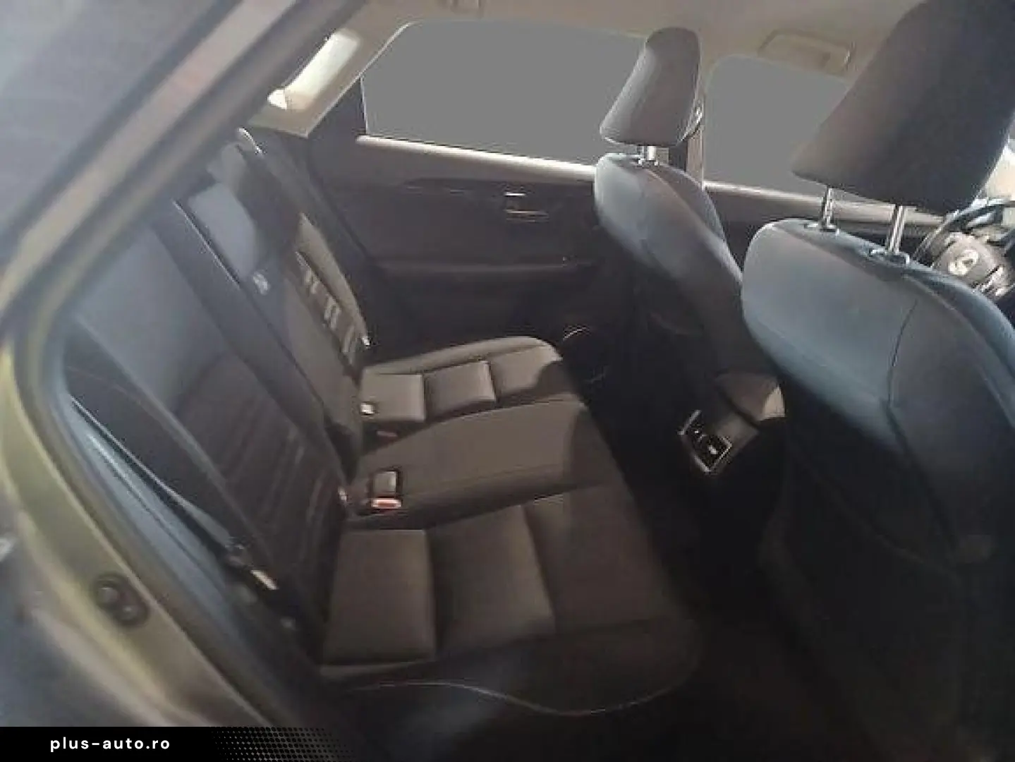 NX 300 2.5 HEV E-CVT Kamera ACC KeyLess LED