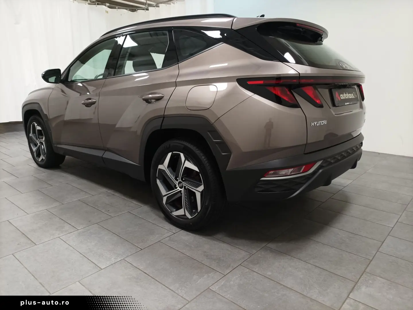 Tucson 1.6 T-GDI Basis 4WD Carplay PDC LED