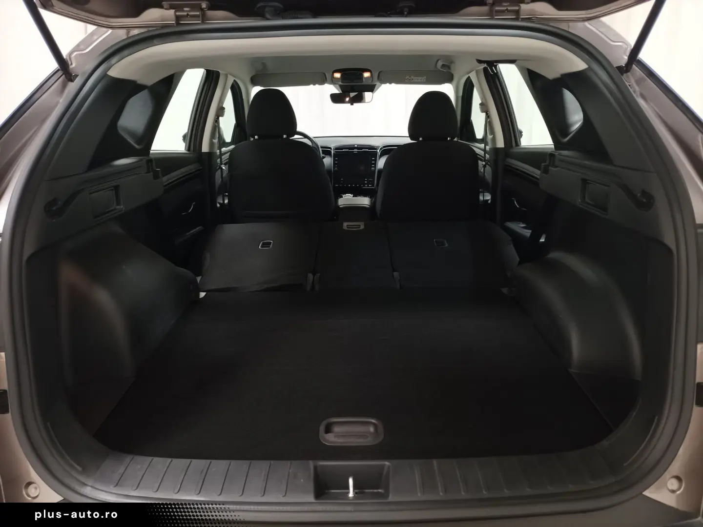 Tucson 1.6 T-GDI Basis 4WD Carplay PDC LED