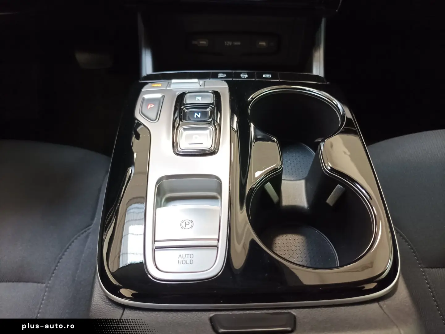 Tucson 1.6 T-GDI Basis 4WD Carplay PDC LED