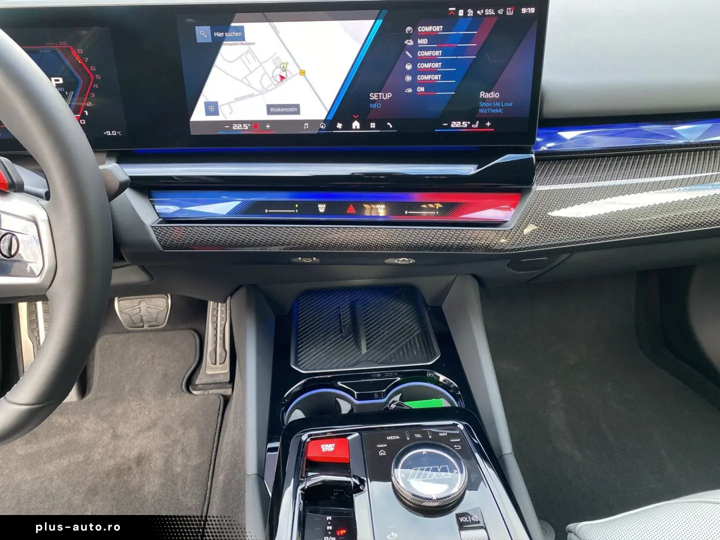 M5 Limousine Individual Daytonaviolett    Driver