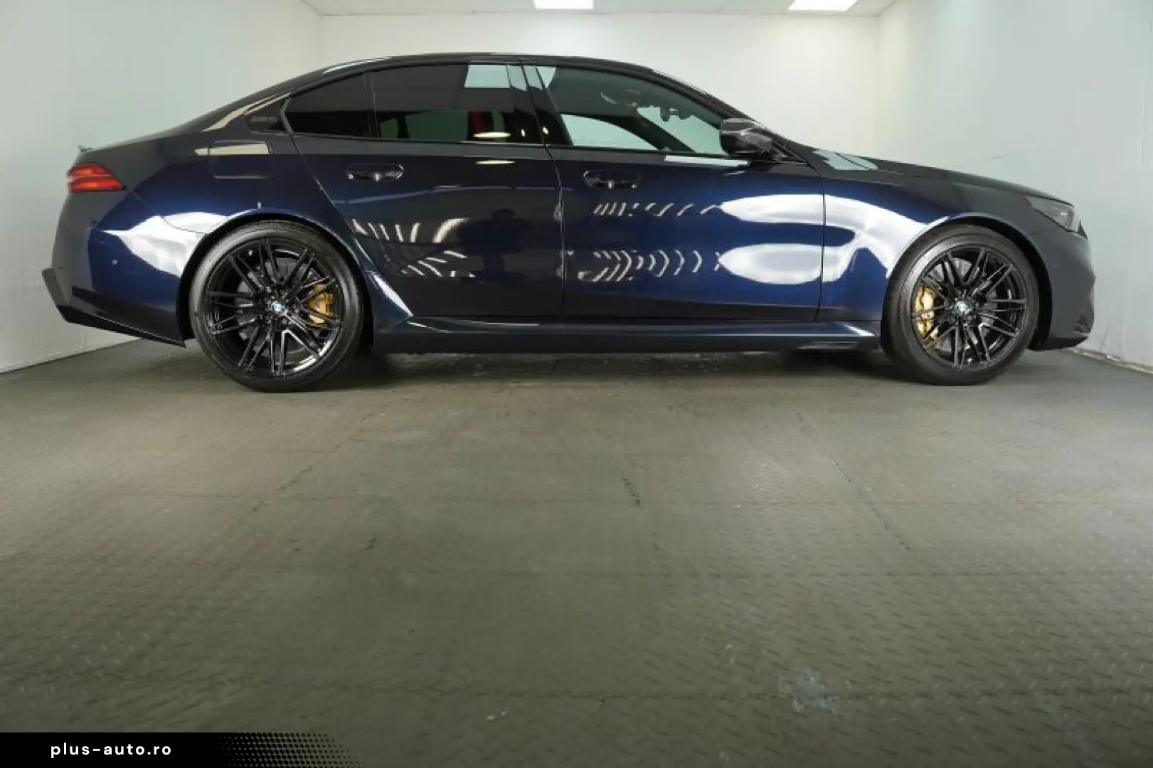 M5 G90  Carbon-Keramik AHK ACC B&W HiFi