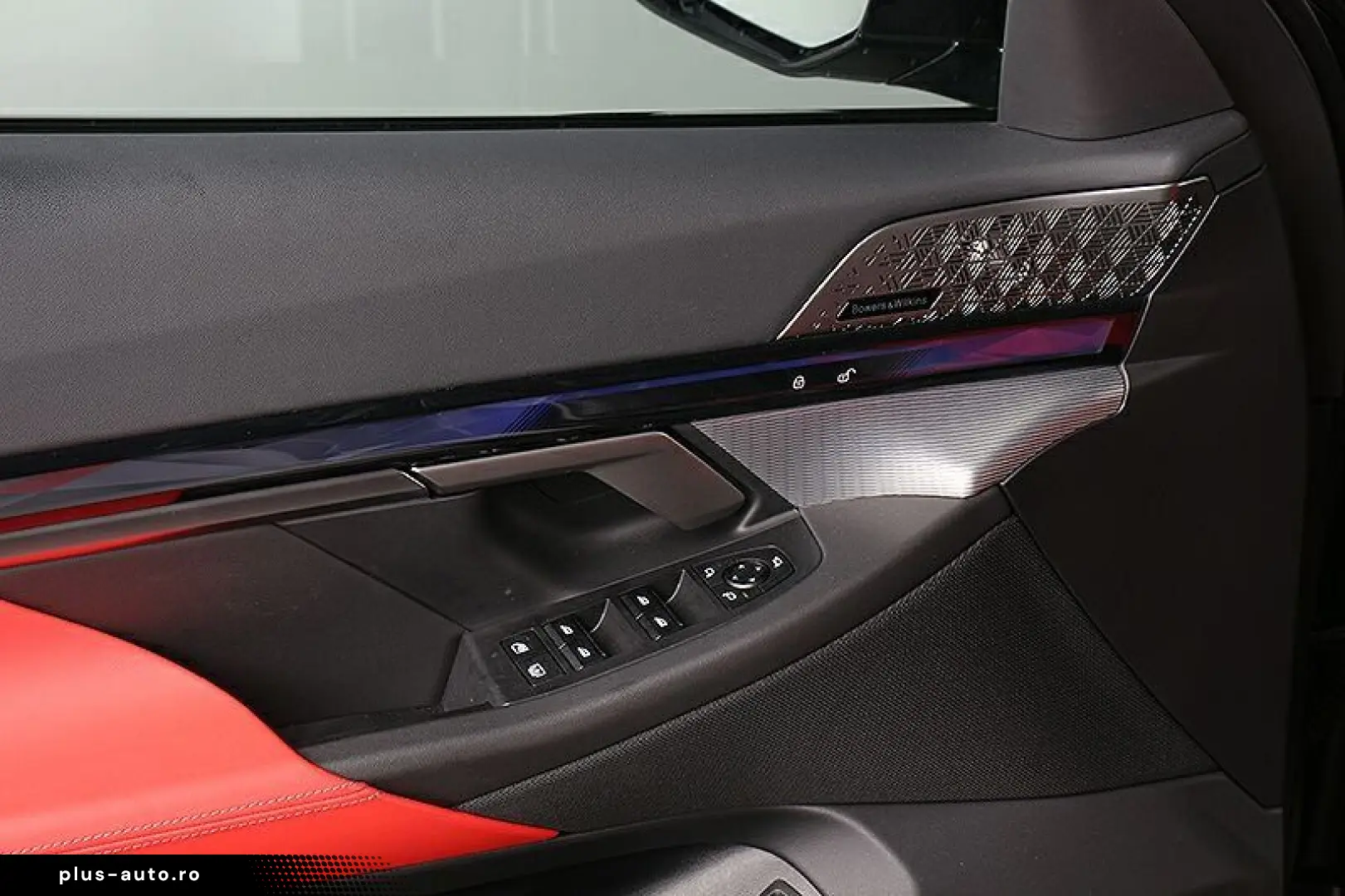 M5 AHK Panorama ACC B&W V-Max