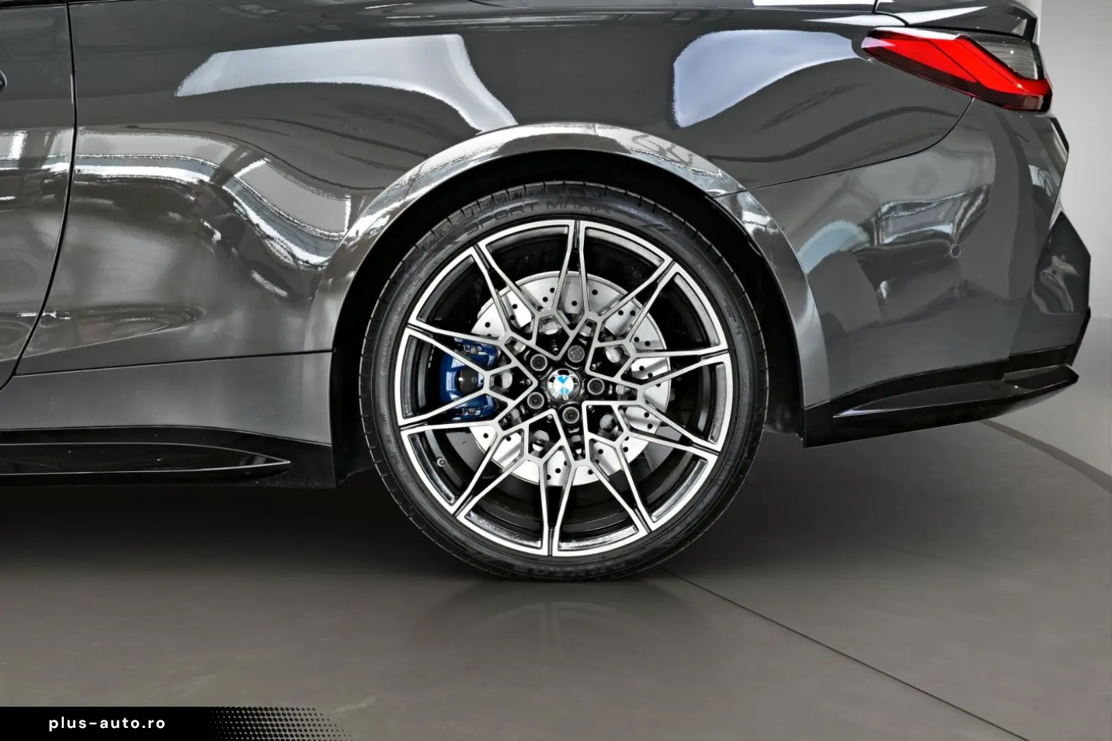 M4 Competition xDrive   Laser   Harman