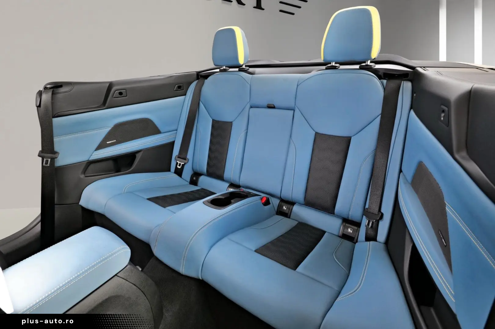 M4 Competition xDrive   Laser   Harman