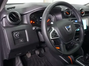 DACIA DUSTER 1.3 TCe 150CP Extreme 4WD
