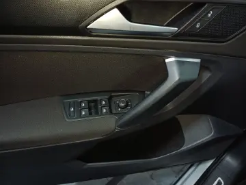 VW Tiguan Life 2 0 TDI SCR DSG 4Mot