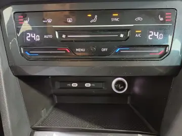 VW Tiguan Life 2 0 TDI SCR DSG 4Mot