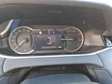 Range Rover Evoque P300e Bronze Collection AWD A