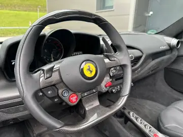 F8 Spider Viola HongKong   Voll