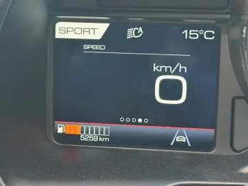 F8 Spider Viola HongKong   Voll