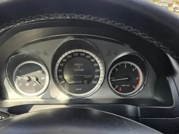 MERCEDES-BENZ C200 2011 AUTOMATA EURO5