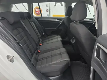 Volkswagen Golf 1.4 TGI  benzină   CNG  122 CP