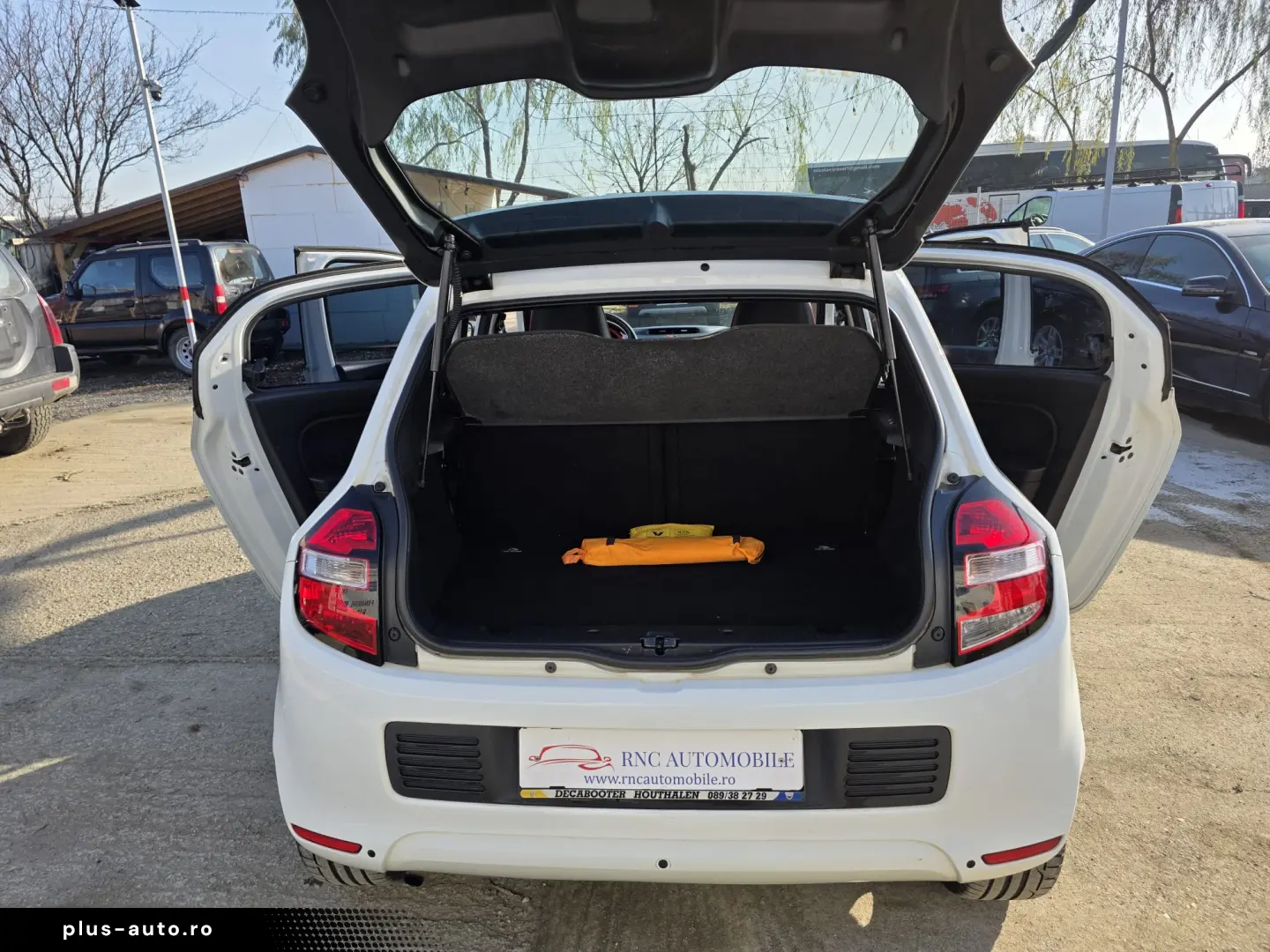 RENAULT TWINGO 2015 0.9 TCE 90 CP