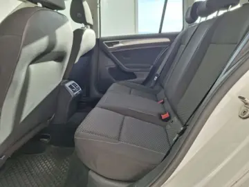 VOLKSWAGEN GOLF 1.0 TSI 115CP Trendline